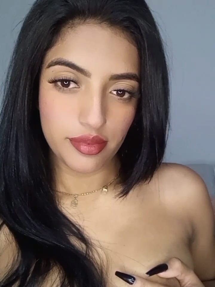 Live sex webcam photo for Nickysweedt #289981052