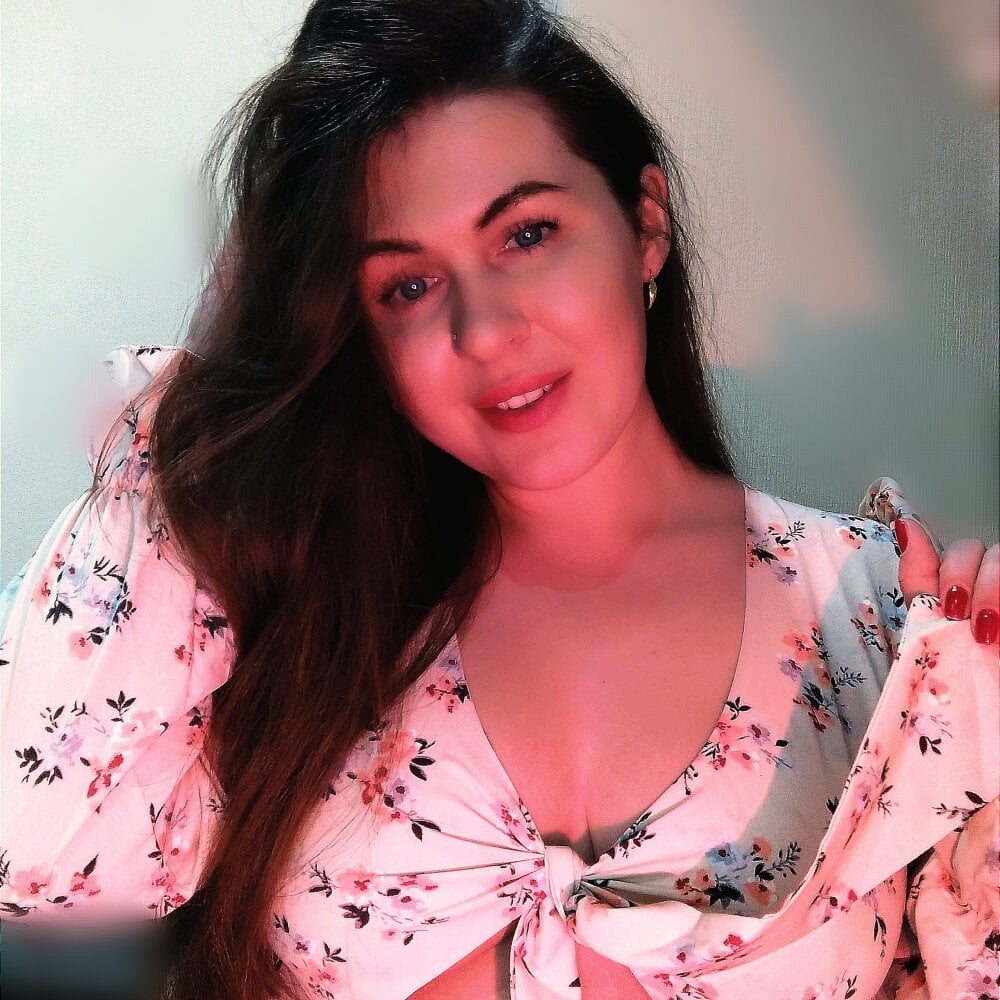 Live sex webcam photo for aliaray #290463618