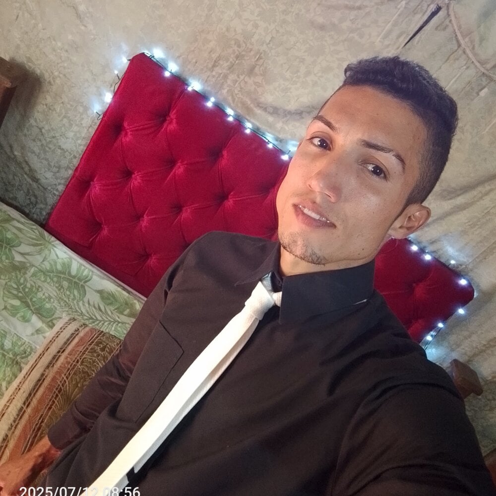 alexander_0095 from stripchat