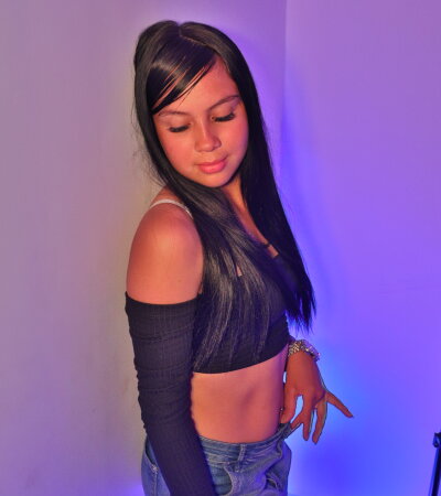 april_james from stripchat