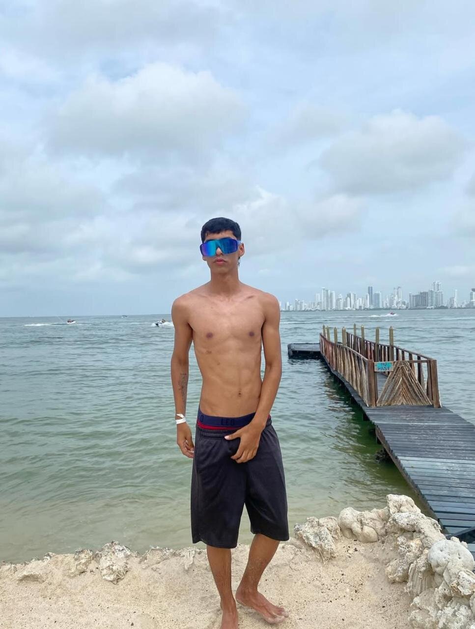 latinboys_room