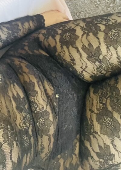 meera_05 from stripchat