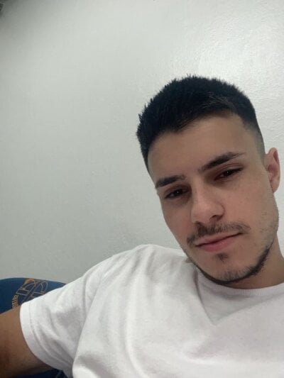 Julien_34 Male Bisexual Live Cam Nude