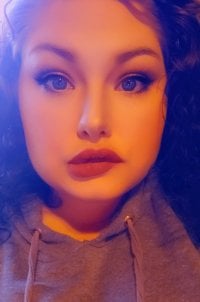 stella-nichole's Offline Chat Room