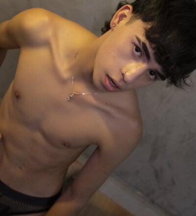 Alexx_danny