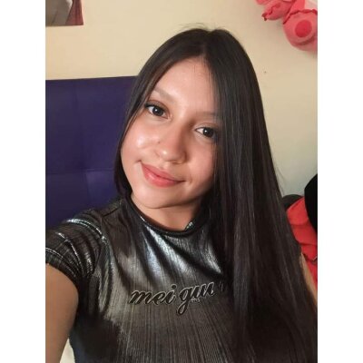 sharol_bby from stripchat