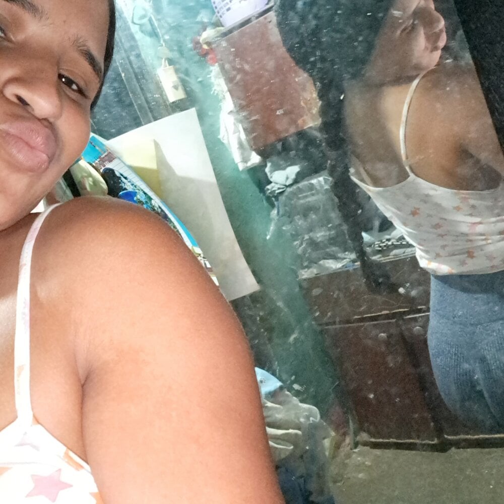 miaafrod from stripchat