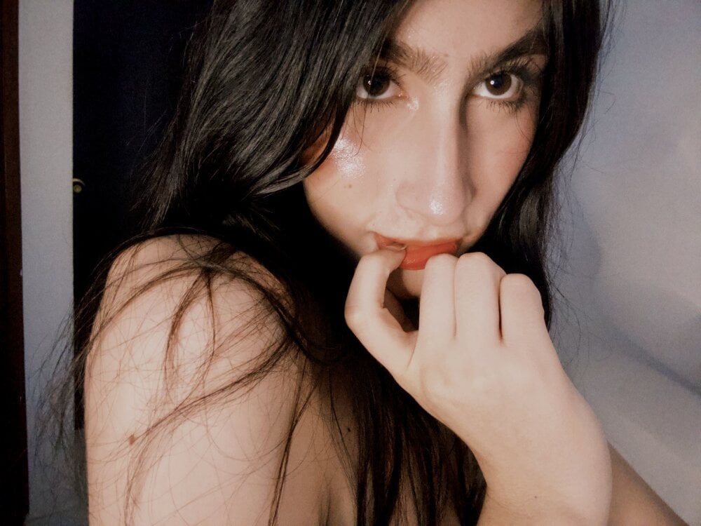 valeria_gonzales_ from stripchat