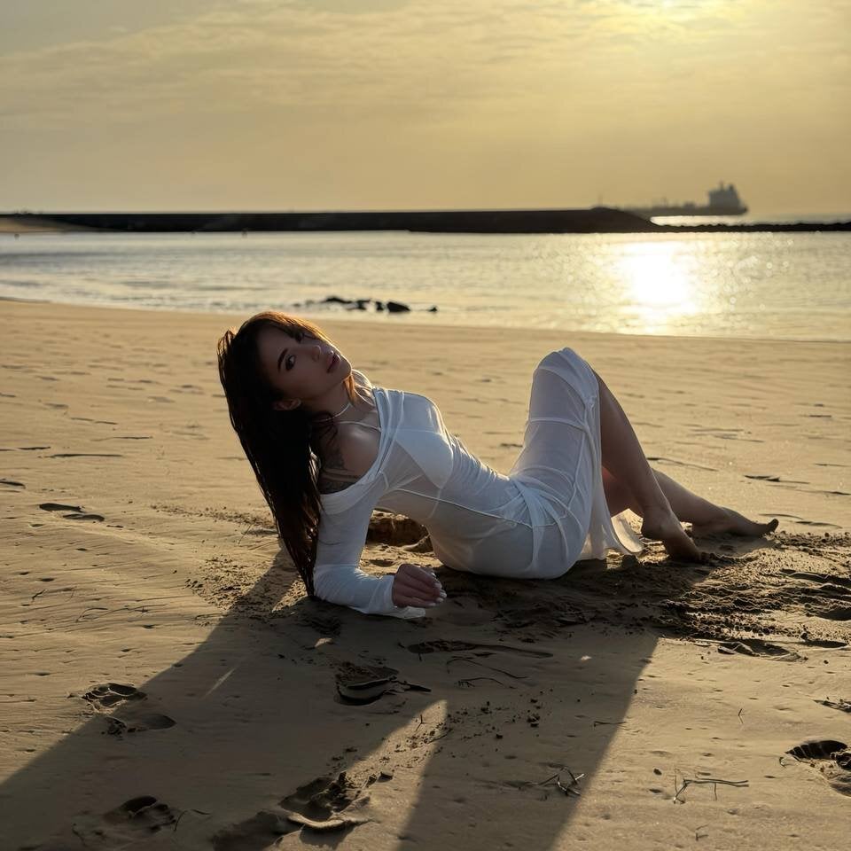 iluvcams.com svitluna livesex profile in the-factory-of-pantiesless-devils cams