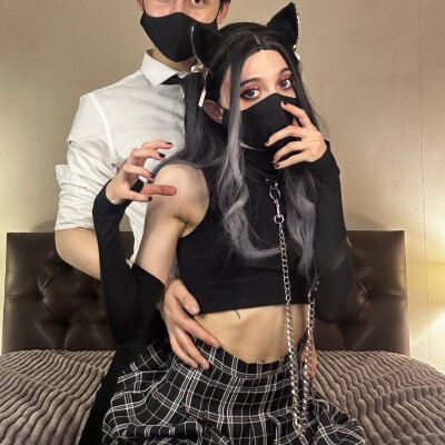 Mika_and_Ren Live Cam on StripChat