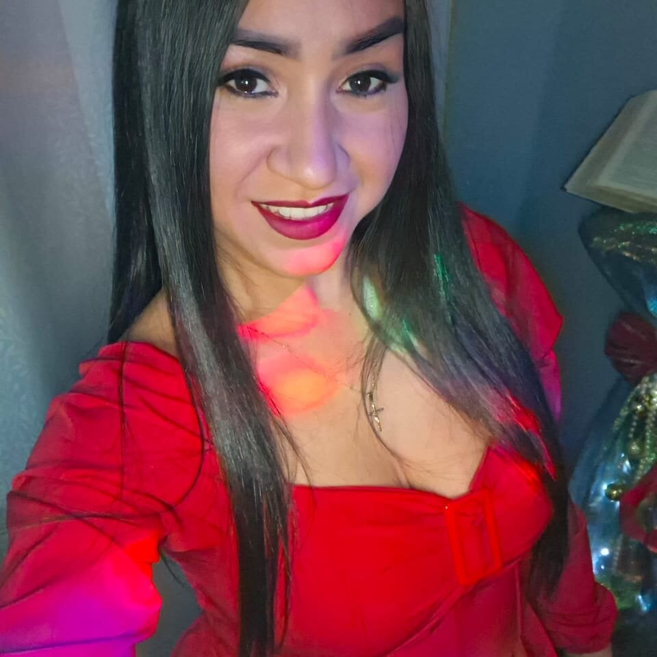 mega-camsex.com stefy-vega livesex profile in white-hair cams