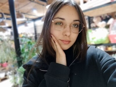 Tiffany_Flower - trimmed asian