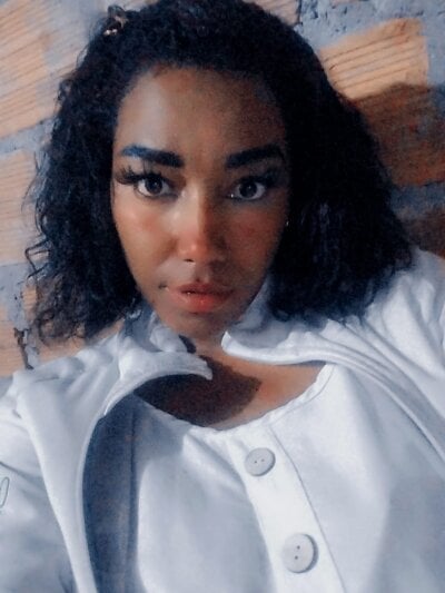 milath_lu from stripchat