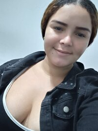 AndreaBenett's Offline XXX Chat