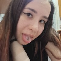 EllieBlueberry's Offline Chat Room
