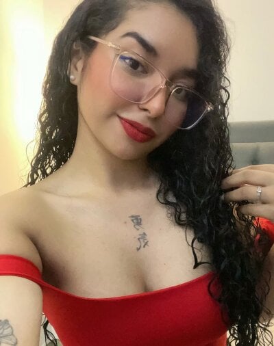 AUDREY_HARRIS Female Romantic Free Webcam Adult