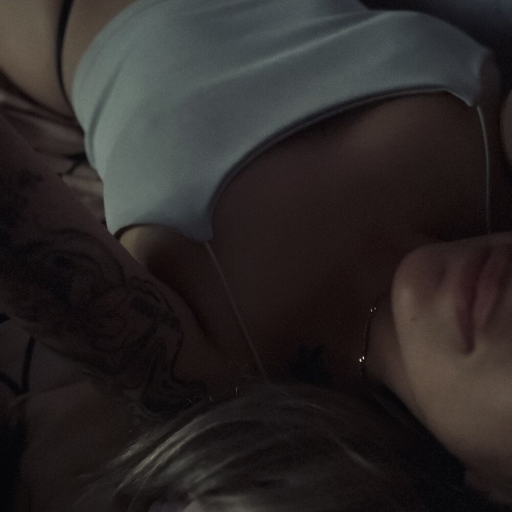 xxx-topcamgirls.com belenyazmin livesex profile in land-of-good-girls cams