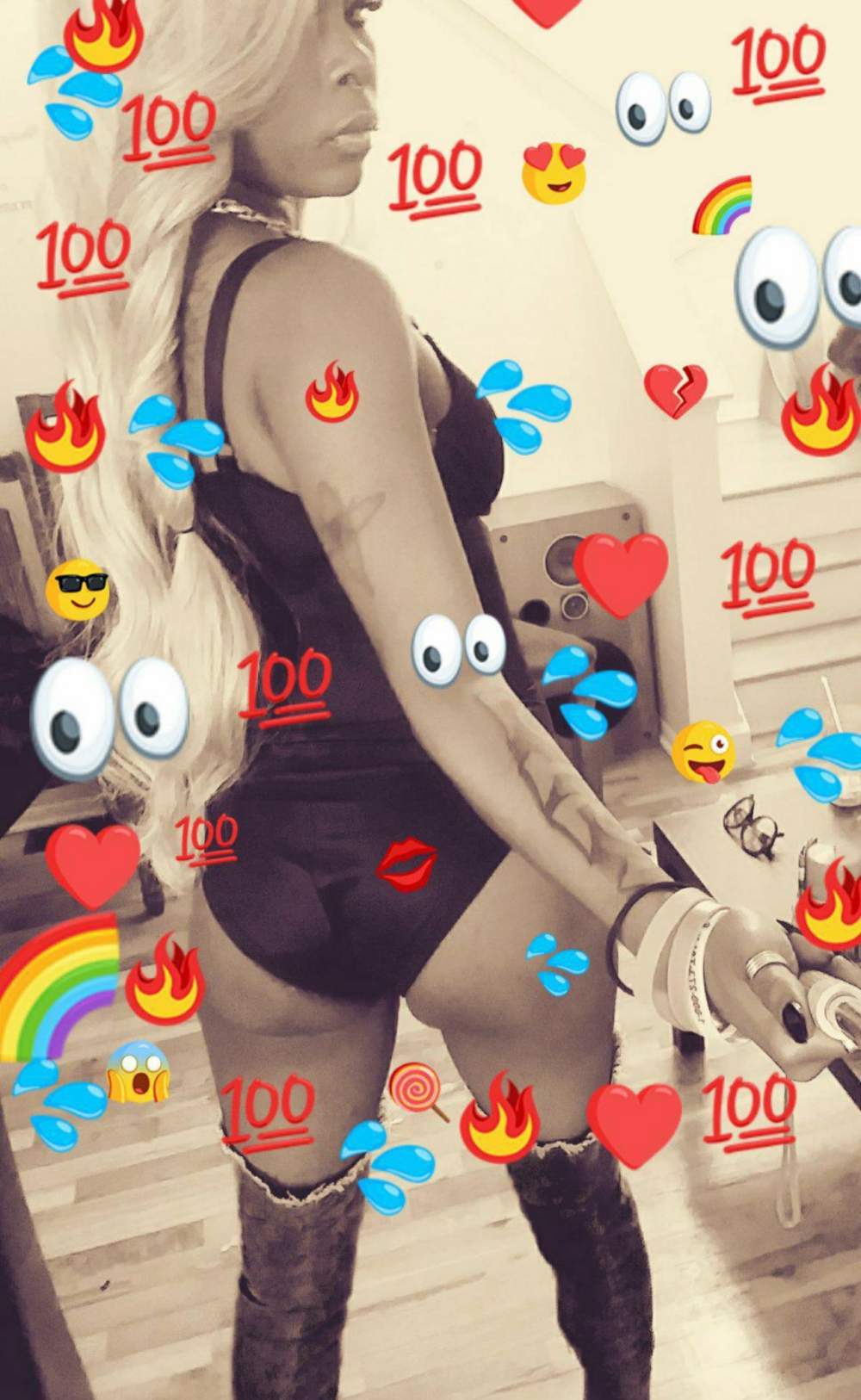 5150rainbow from stripchat