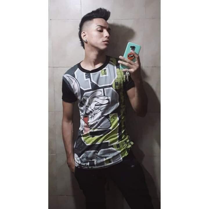 Lewis_bigcock21