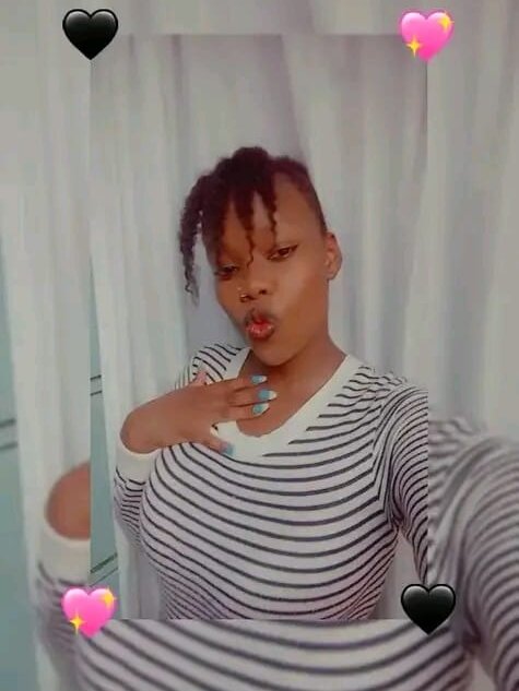 Live sex webcam photo for Eunice_love254 #286934394