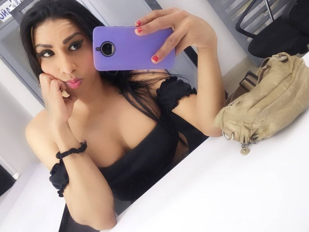 allison_doll1's Offline XXX Chat