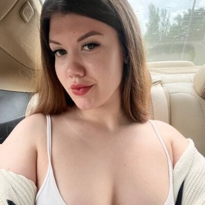 NikkiBustt