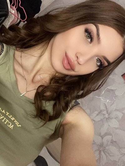 cold_heart_nika from stripchat