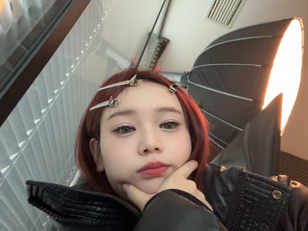 amateursex-livecam.com yyoom livesex profile in spankingpaddling cams