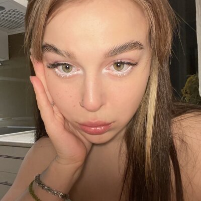 Mel_Nelson on StripChat