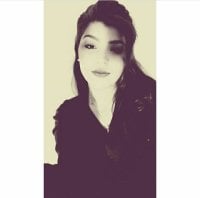 clarisse_bonet69's Offline Chat Room