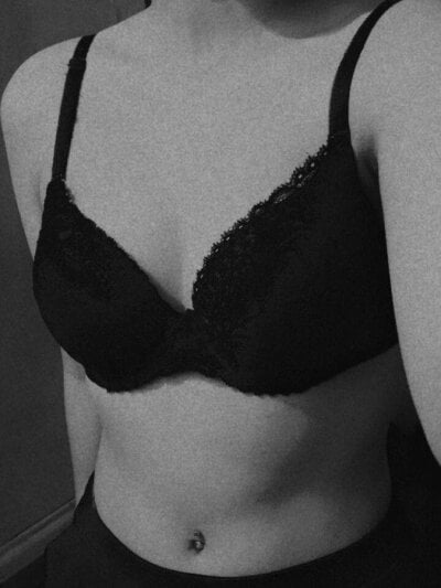 Poonam_pandey0