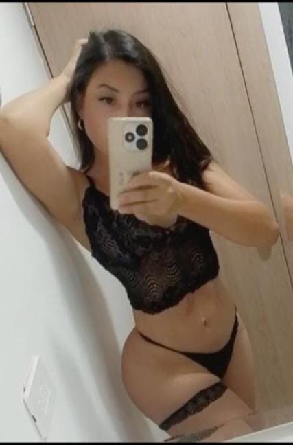 LatinBigButty