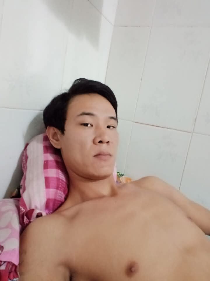 S2-HOTBOY