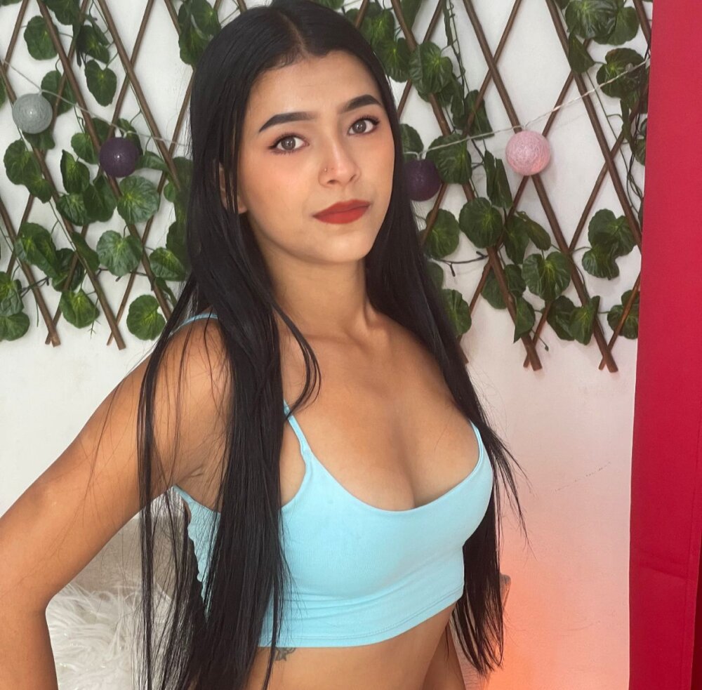 Wildgirlsxx | ImagetwistCams- Free Live Sex Cams of Hottest Amatuer Girls