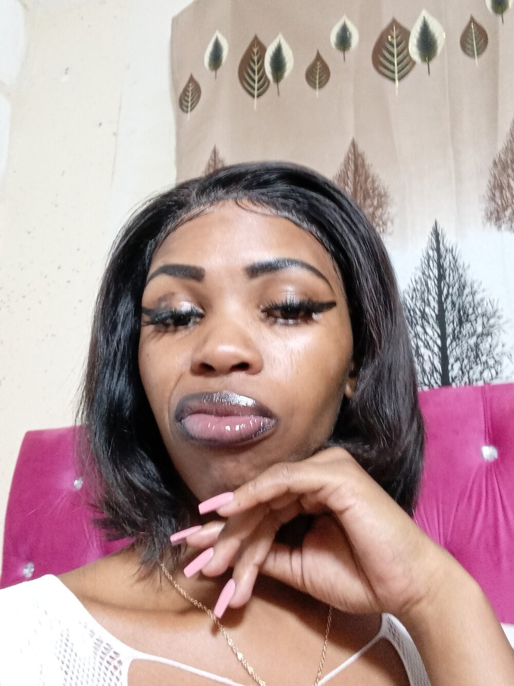 Cam girl HornySnowie23x