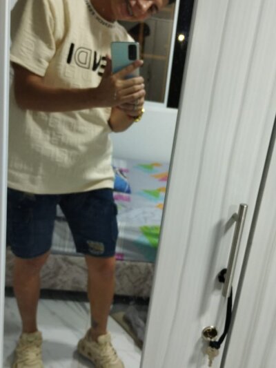 Maxi_Cutte Live Cam on StripChat