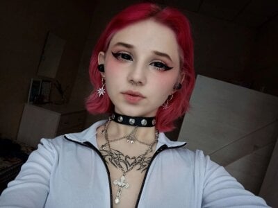 LynneBiers - Stripchat Girl 