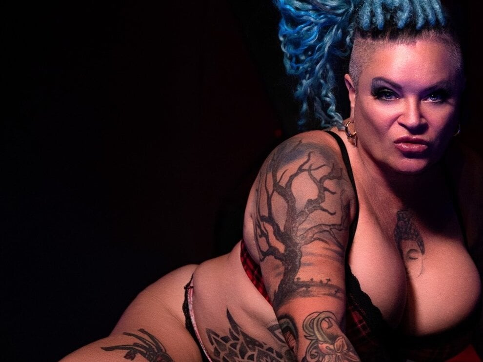 DarkDomina profile
