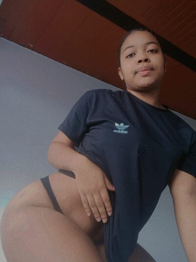 Adhara_Beltran