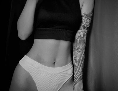 Millenium_feel 🌗 naked cam chat