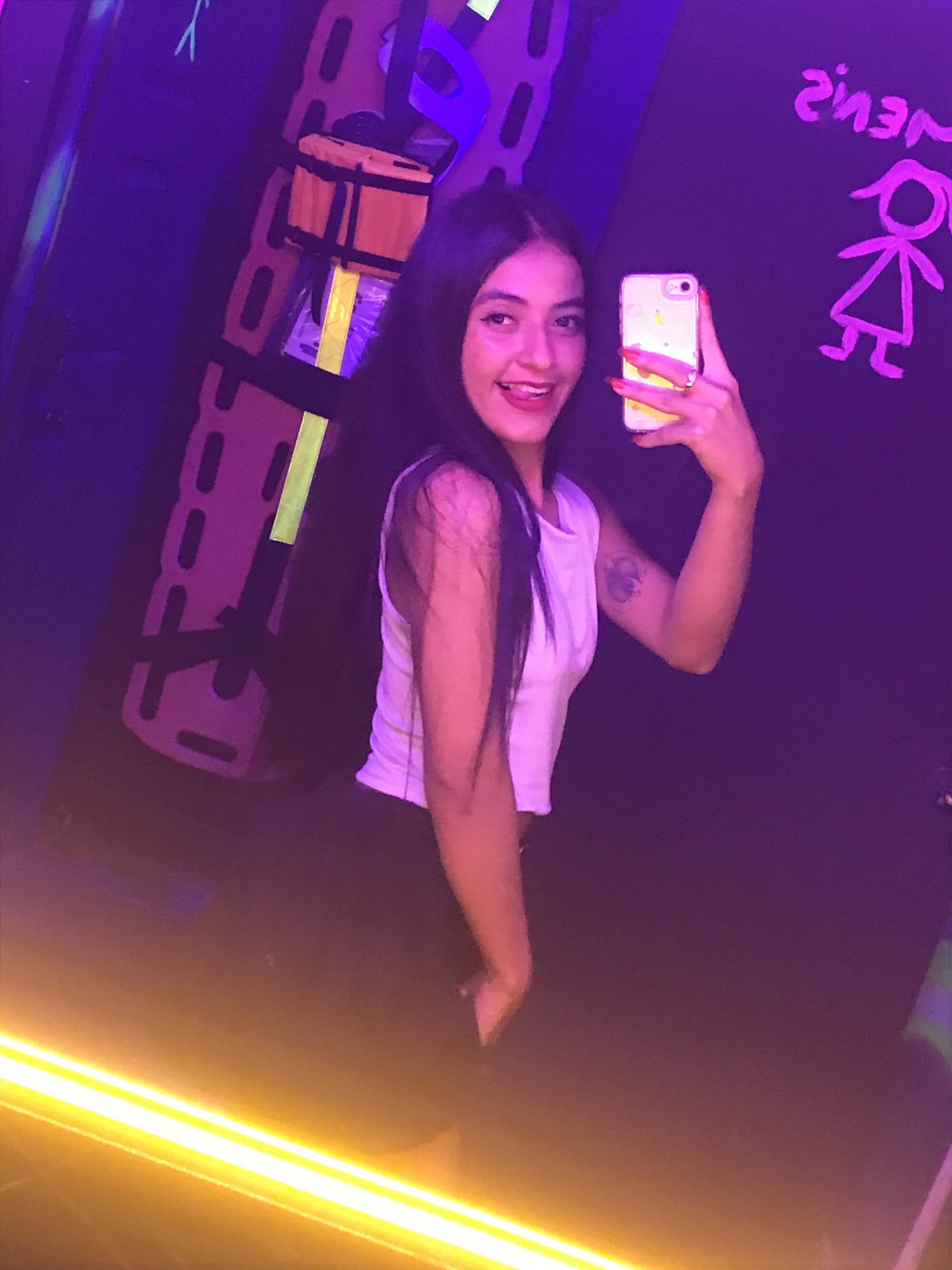 evelyn_horny_