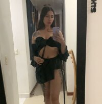 Hotnbeauty24's Offline XXX Chat
