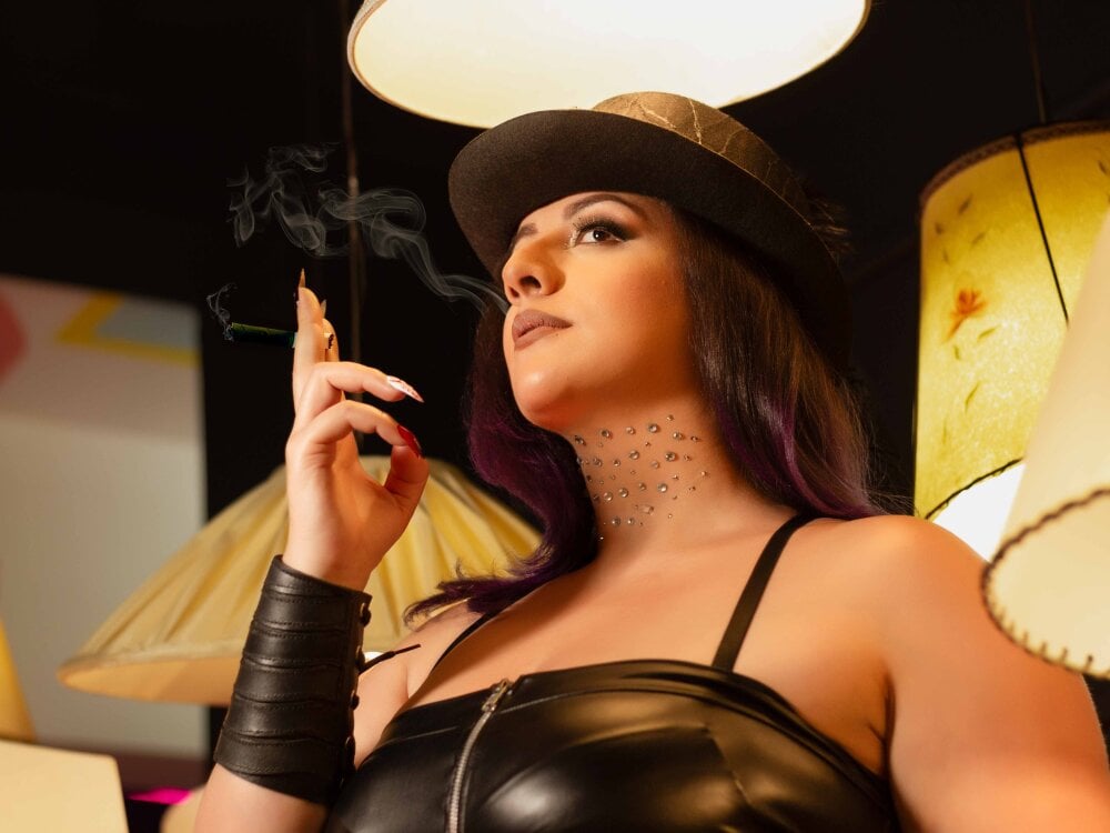 Live sex webcam photo for andreafetishx #290026330