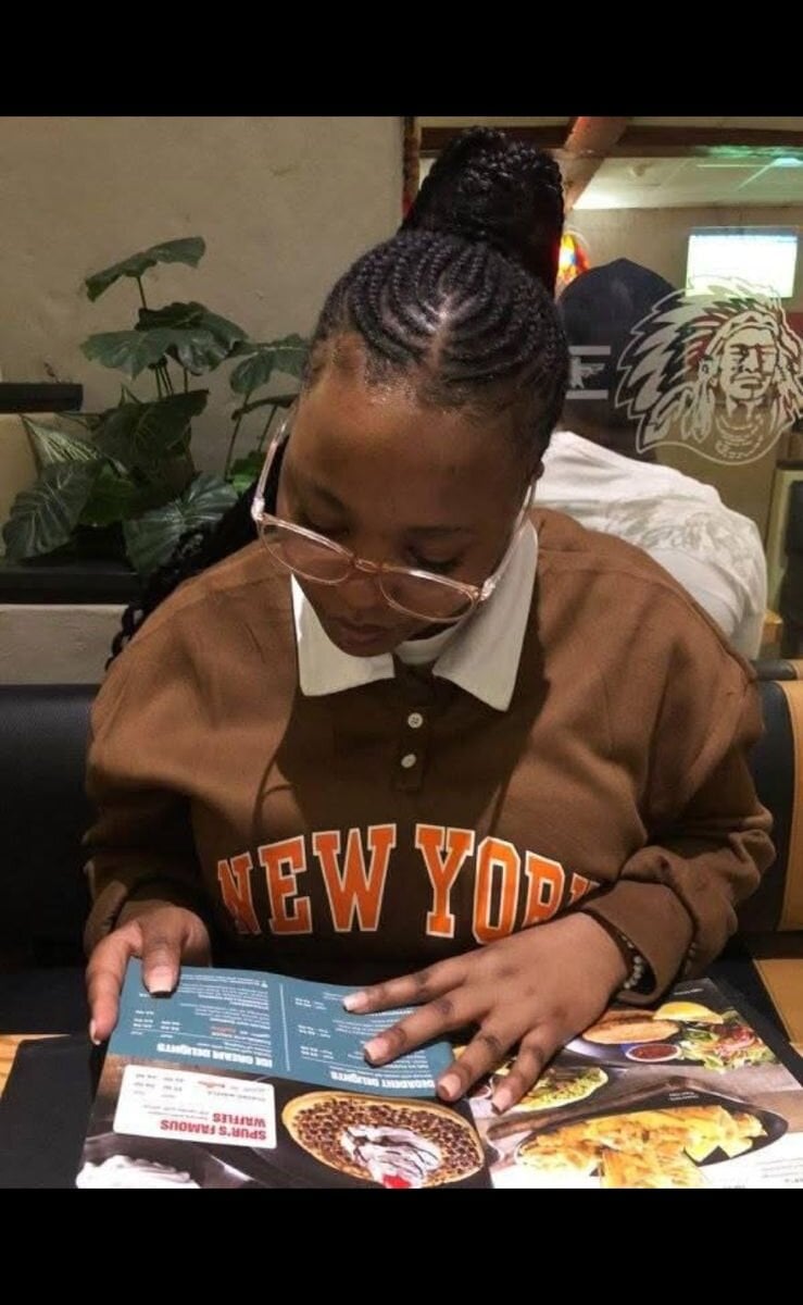 mimi_moon webcam profile - Dominican