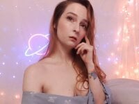 EllieObey's Offline Chat Room
