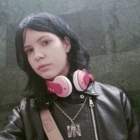 AmyBrowng offline chatrum