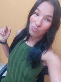 morelia303av's webcam live show