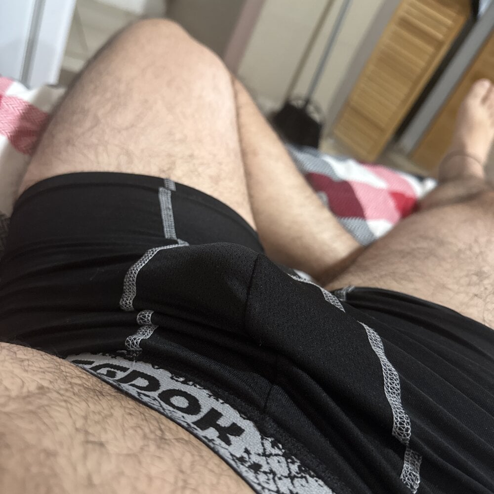 jhtututu's Offline XXX Chat