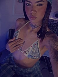 PamelaRuiz6's Offline Chat Room