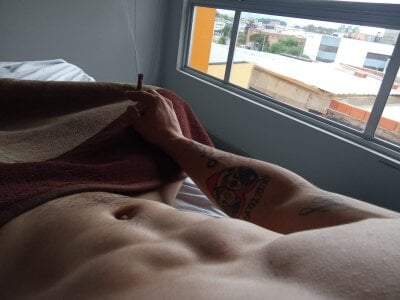 Thomasinstinct_ Couple Men Cam Striptease